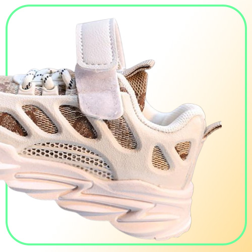 Designers Kids Girls Boys Outdoor Athletic Shoes Autumn Winter Wearresistant Trainers Infant Toddler Leisure Soft Bottom