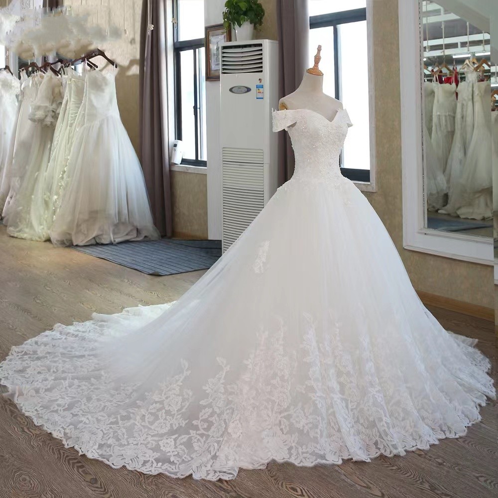 2023 new A Line Dresses for bride Wed vestidos de novia designer bridal gowns Modest Off Shoulder Wedding Dress Lace Appliques Sequined ocn dress