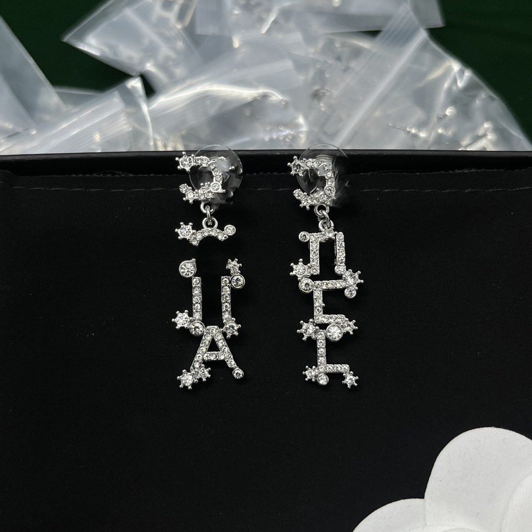 Ccity Latest Woman Stud Earring Luxury Designer Jewelry Women Classics C logo hoop Earrings Fashion Accessories 567