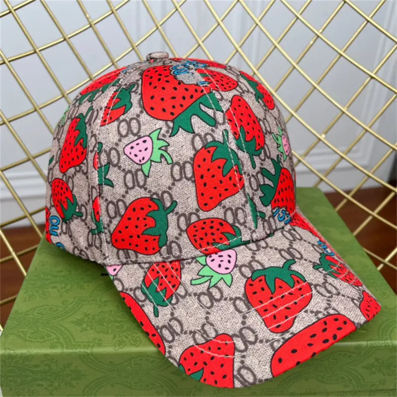 2023 Baseball Cap Designer Hats Luxury Ball Cap Strawberries Designs Sports Style Travel Running Wear Hat Temperament Versatile high quality Caps