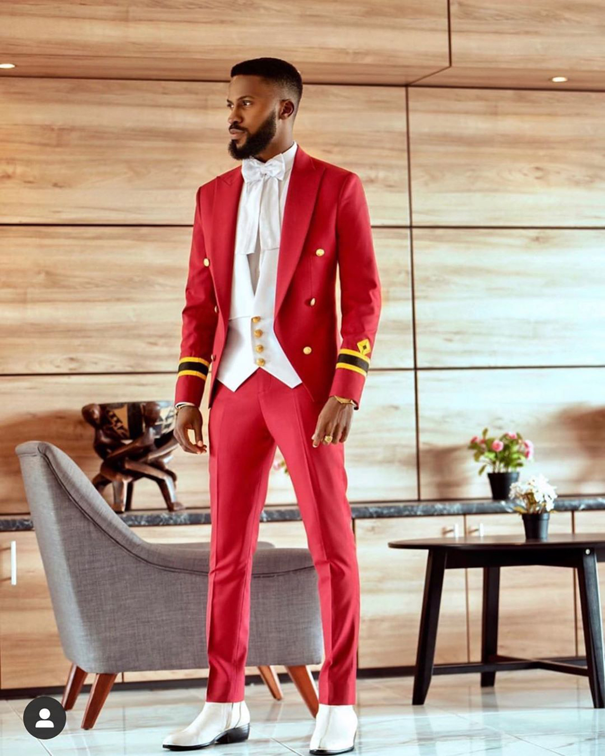 Fashion Red 2 Pieces Wedding Tuxedos Men Suits Pattern Peaked Lapel Single Breasted Customize Bright Coat Pants Formal Prom Party Tailored Handsome