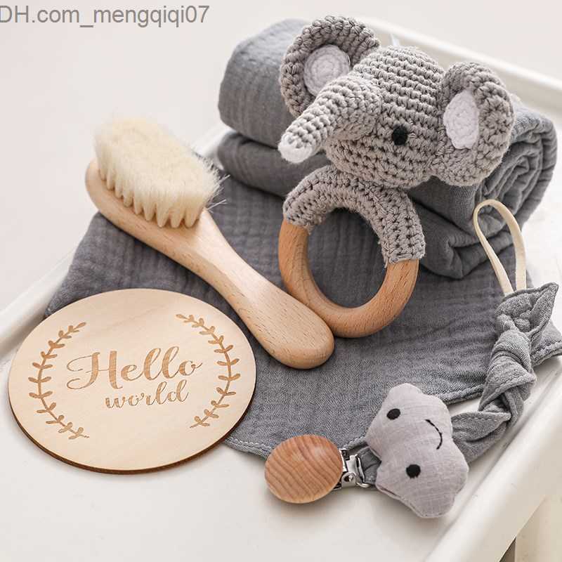 Pacifier Holders Clips# 6-piece baby supplies bed bell toy set bathroom towel cotton blanket brush pacifier chain rabbit mobile phone children's 