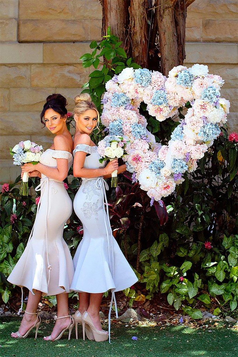 Modest Tea Length Mermaid Bridesmaids Dresses 2023 Off Shoulder Open Back High Appliques Short Country Maid Of Honor Party Prom Gowns Cheap