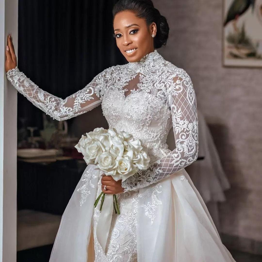 Plus Size Mermaid Wedding Dress Arabic Aso Ebi Sheer Neck High Bride Dress Long Sleeves Gowns Dresses African Arabic Charming Train Formal Bridal Gown