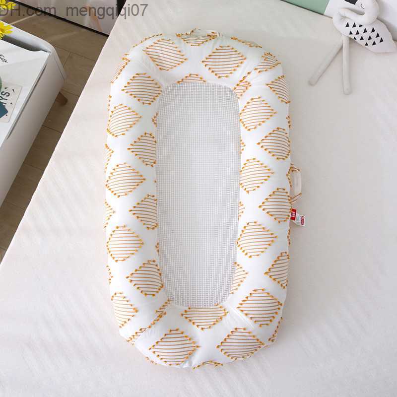 Bassinets Cradles New portable baby crib travel lounge suitable for boys and girls baby cotton pillow pad newborn crib Z230804