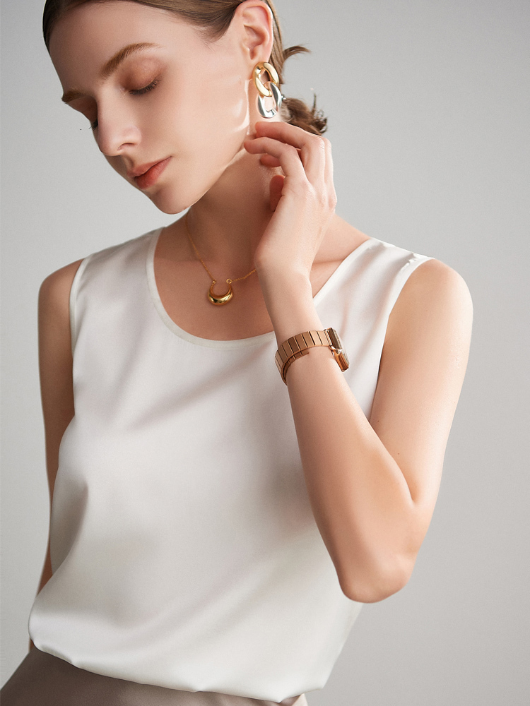 Women's Tanks Camis SuyaDream Women Basic Cozy Tanks 100%Real Silk O neck Sleeveless Chic T Shirt Solid Summer Vests White Pink Beige 230803