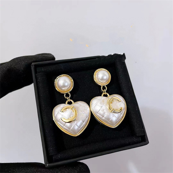 Stud Earring Ccity Latest Woman Luxury Designer Jewelry Women Classics C logo hoop crystal pearl gold Earrings 8945