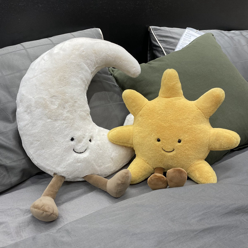 Plush Pillows Cushions Ins Plush Yellow Sun White Moon Shape Cushion Stuffed Kawaii Throw Pillow Home Decoration Girl Room Pillow Birthday Gift 230804