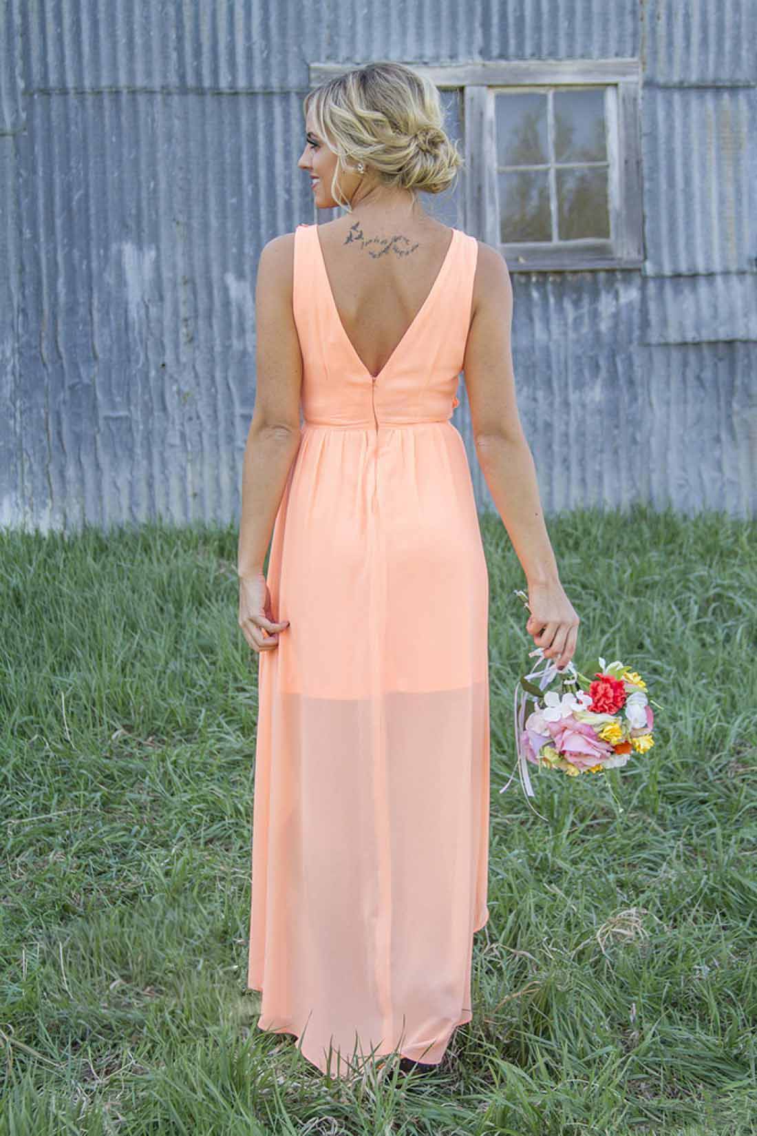 2023 Country Bridesmaid Dresses Bateau Backless High Low Chiffon Coral Mint Green Beach Maid Of Honor Dress For Wedding Party Prom Cheap Gowns