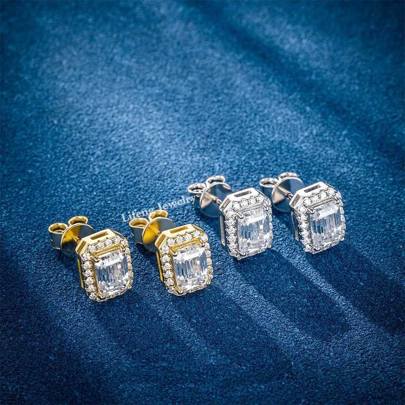 Hip-hop Moissanite Earring White Yellow Color 925 Silver Vvs Baguette Moissanite Stud Earring for Men or Women