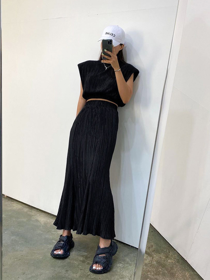 Basic Casual Dresses Spring Summer Women Solid Elegant Maxi Skirt Set Outfits Tank Crop Tops 2 Two Piece Matching 230804