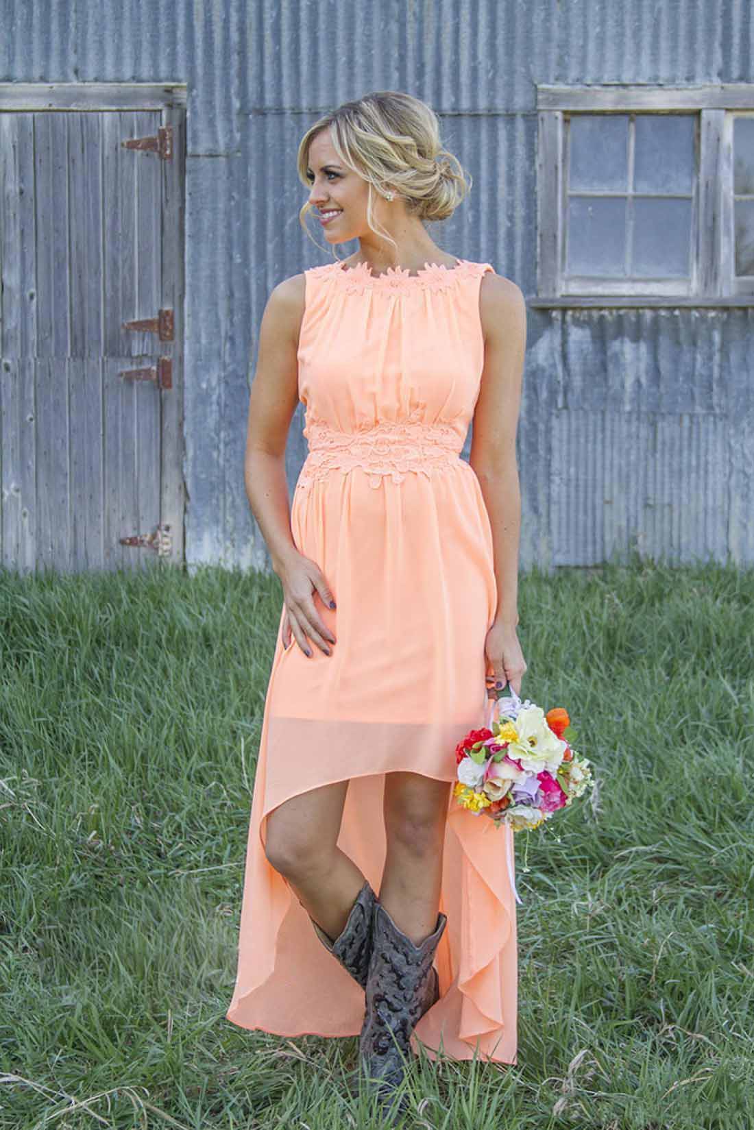 2023 Country Bridesmaid Dresses Bateau Backless High Low Chiffon Coral Mint Green Beach Maid Of Honor Dress For Wedding Party Prom Cheap Gowns