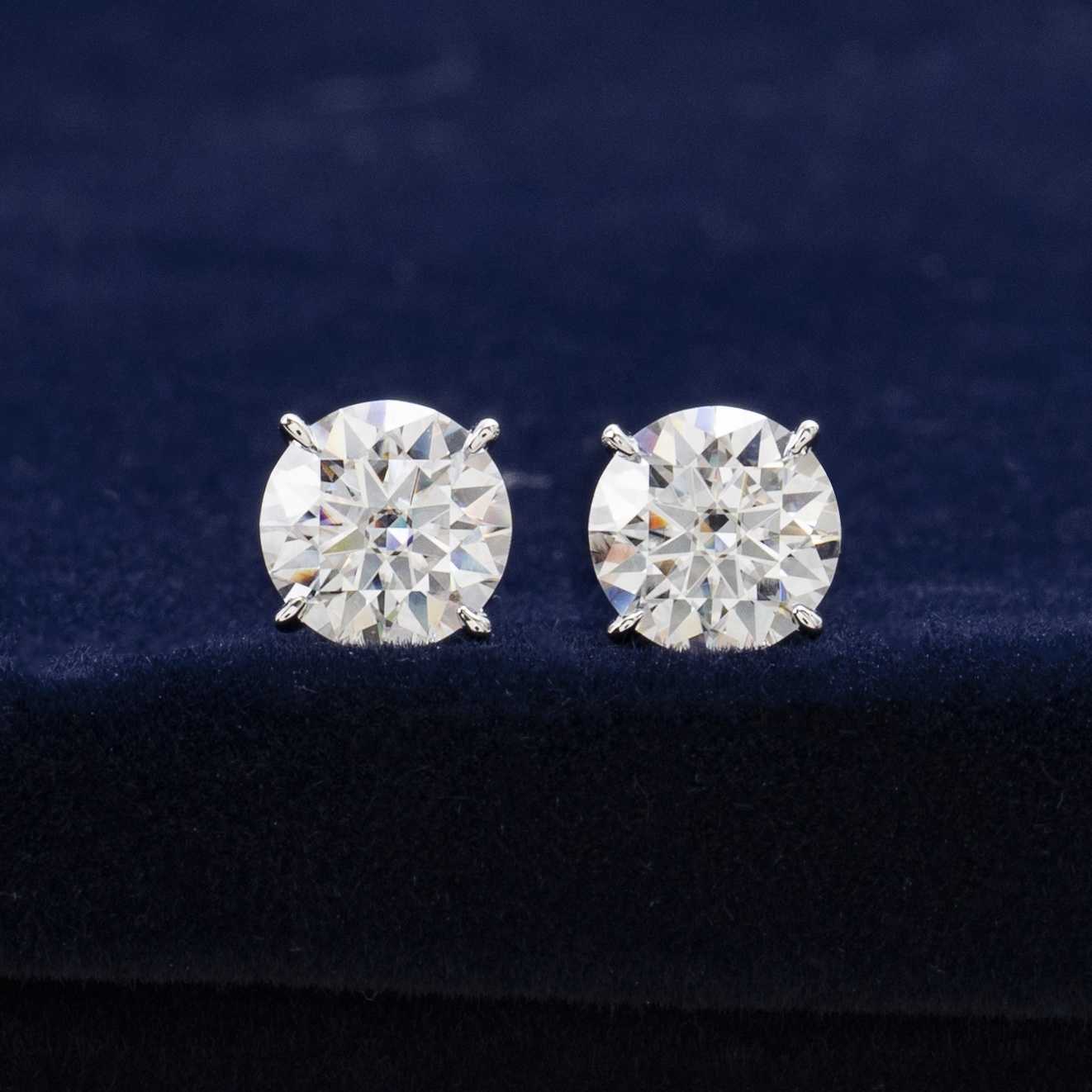 10k 14k White and Yellow Real Gold Earring Men Fashion Screw Back Vvs Moissanite Stud Earrings