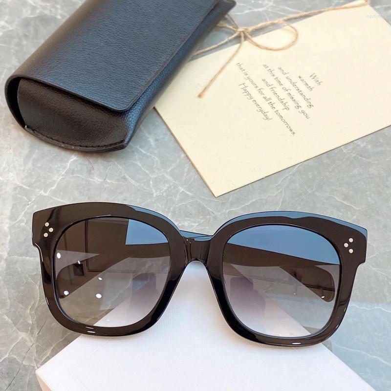 Sunglasses 2023 Women Star 4002UN European Internet Sensation Fashion Style Frame Brand Design Eyewear