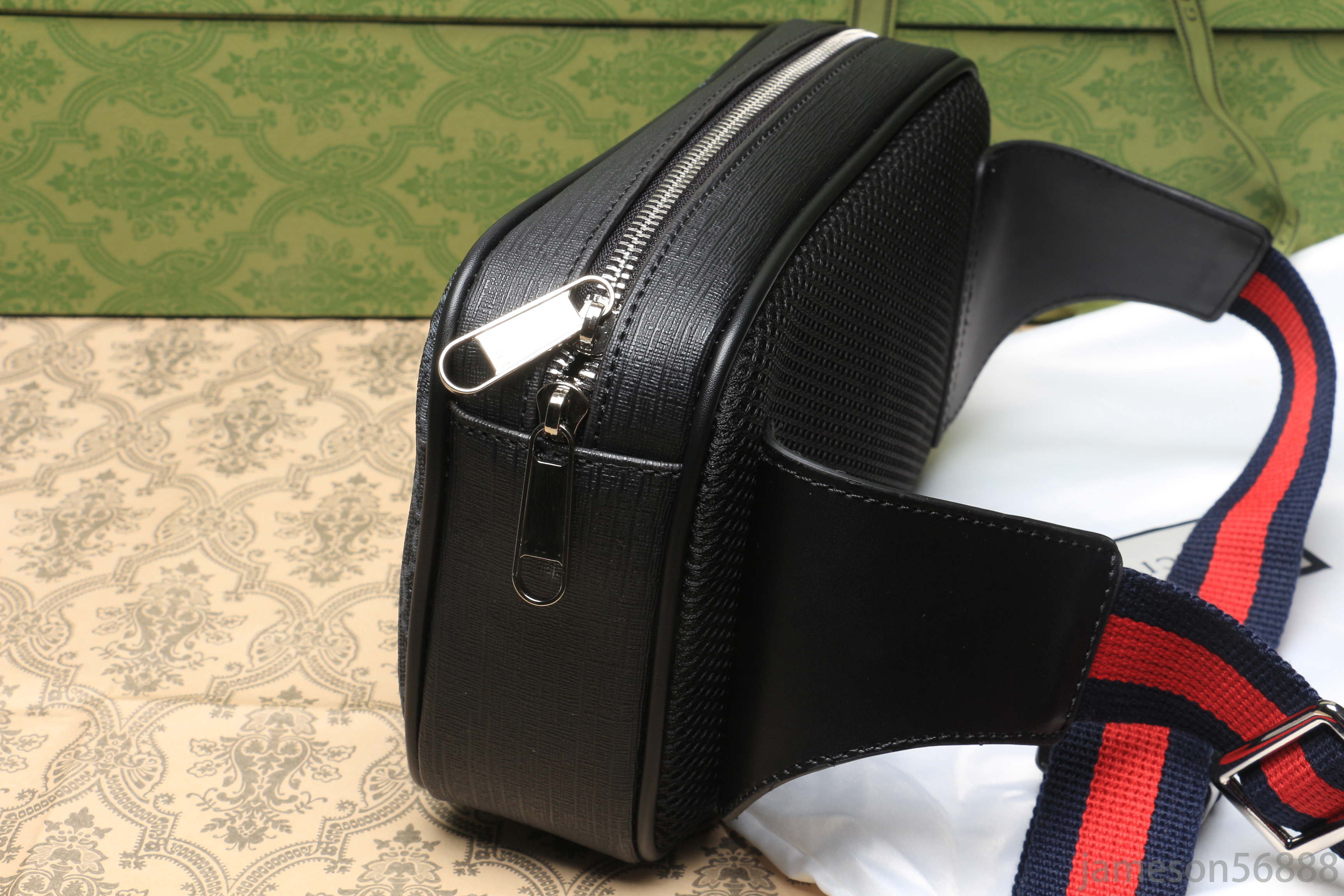 Top Qualtiy Waist Bumbag Belt Bags Mens Backpack Men Tote Crossbody Purses Messenger Bag Handbag Fashion Wallet Fannypack Serial Number