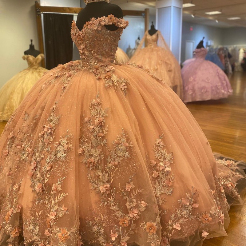 Gold Quinceanera Dresses Ball Gown 3D ral Appliques Lace Sleeveless Off Shoulder Handmade wers Sweet vestidos de 15 anos