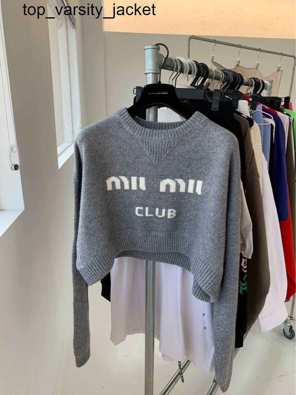 New 23ss Women's Sweaters autumn winter diffuse miu fashion brand round neck short casual knitting womens sweater