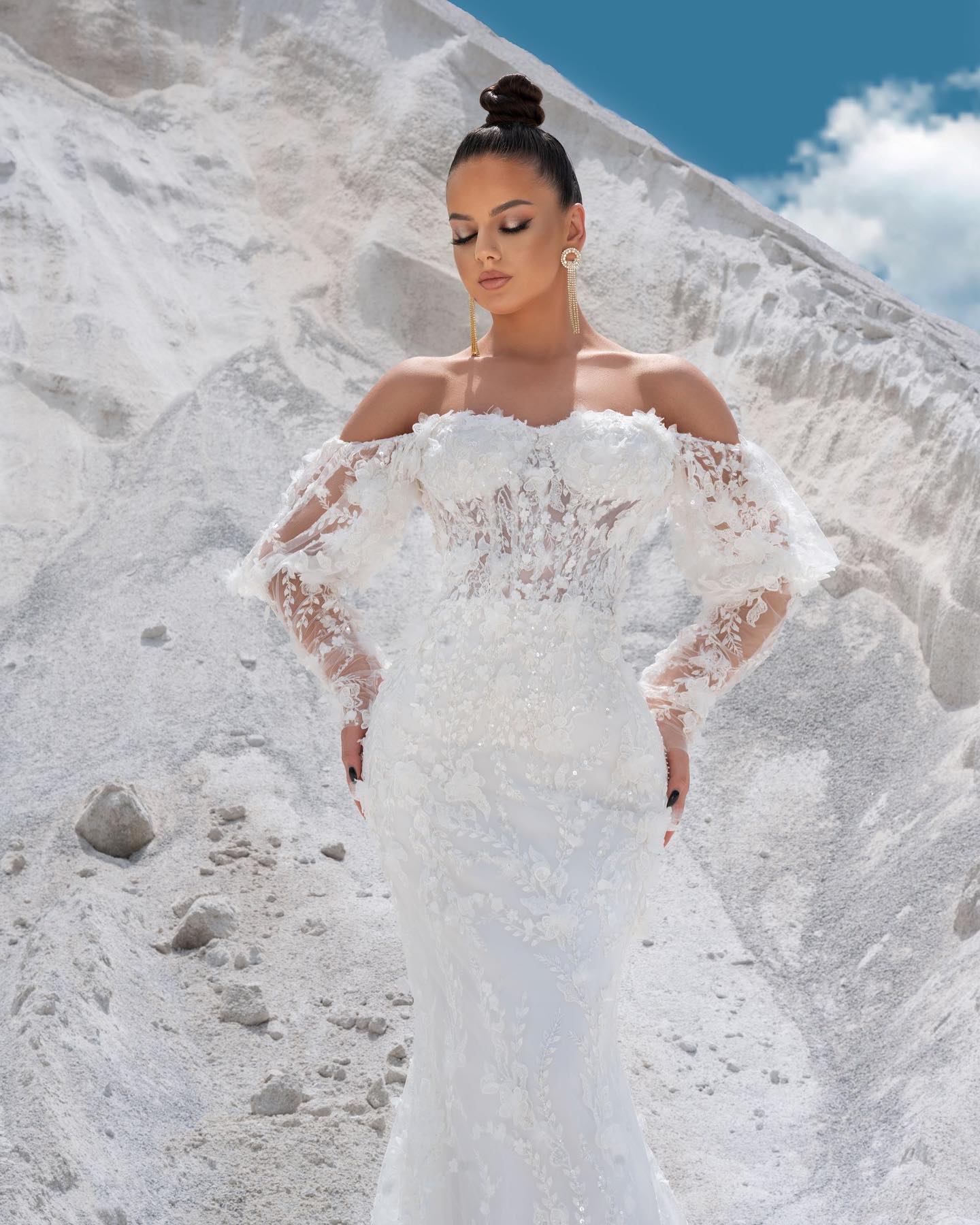 Elegant Mermaid Lace Wedding Dresses Bride Gowns Flower Appliqued Off The Shoulder Modest Bride Dress