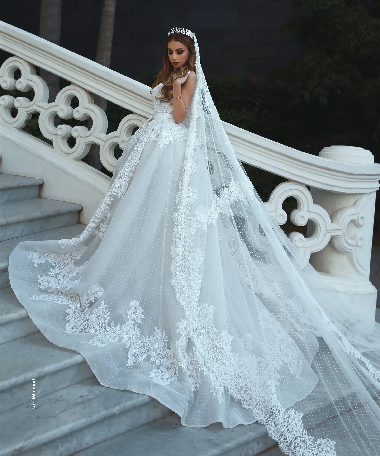 Exquisite Wedding Dress For Women Strapless A-line Bride Gowns Lace Up Appliques Tulle Bridal Robes Vestido De Novia
