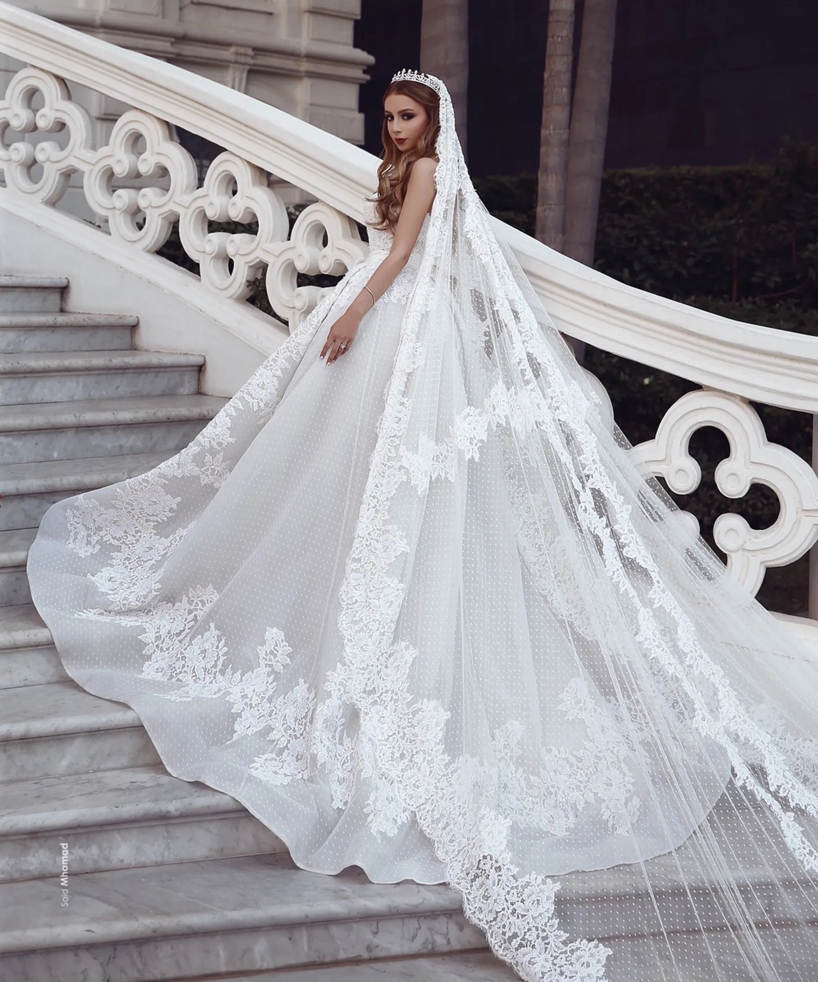 Exquisite Wedding Dress For Women Strapless A-line Bride Gowns Lace Up Appliques Tulle Bridal Robes Vestido De Novia