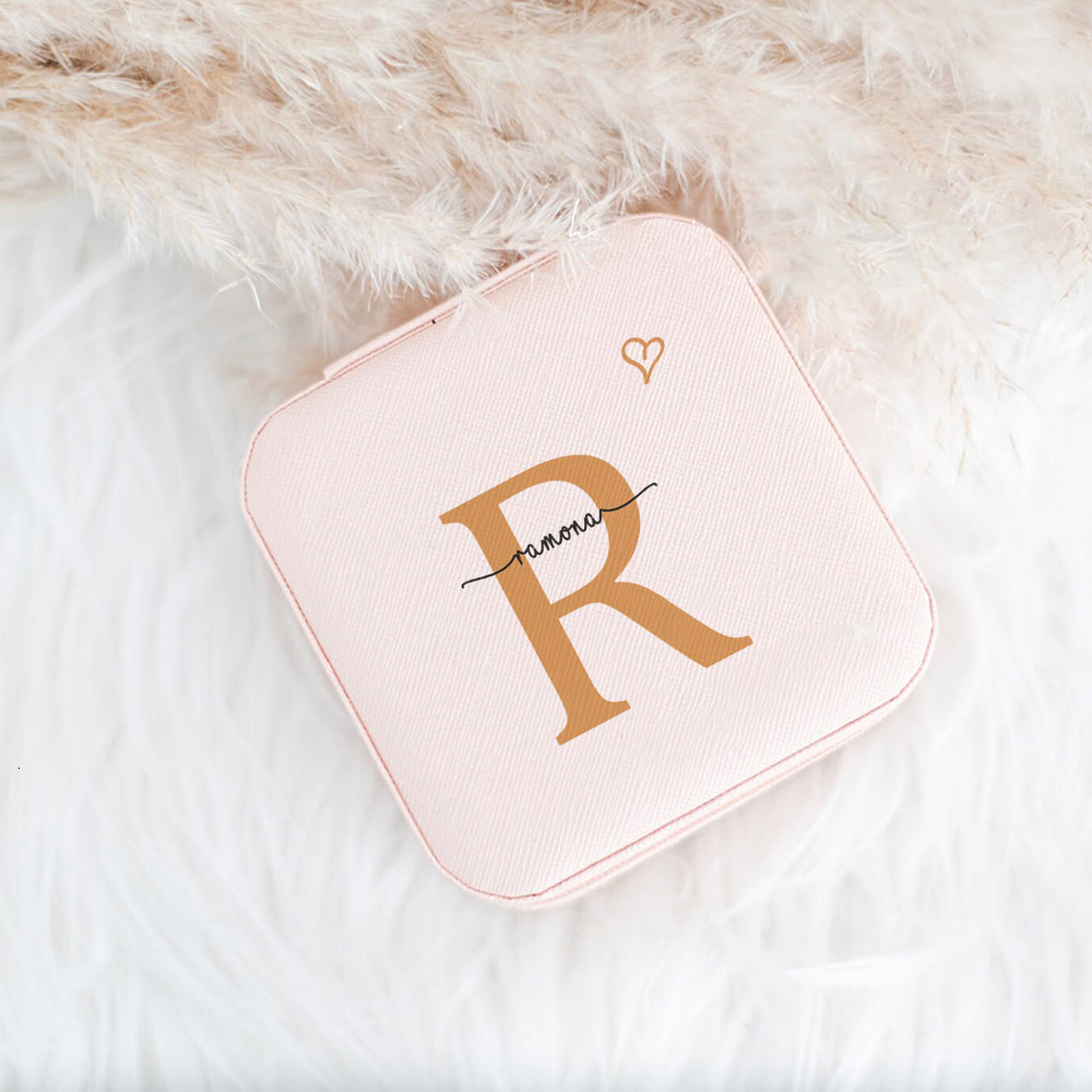 Jewelry Boxes Personalized Travel Case Custom Name Box Bridesmaid Proposal Customized Jewellery Christmas Holiday Gift 230808