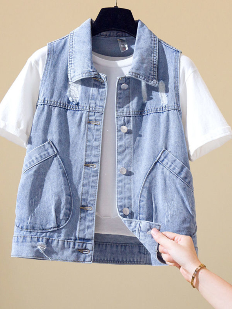 Women's Vests Women's Denim Vest Blue Sleeveless Female Jacket Korean Slim Jeans Coat Single-breasted Short Waistcoat Summer 230808