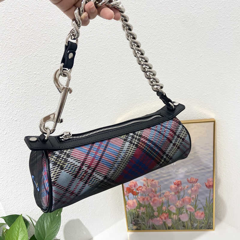 Handbag Medieval Bag for Womens Purse 2023 New Heavy Industry Chain Handheld Shoulder Underarm Cylinder Designer Bags Handbags 230805