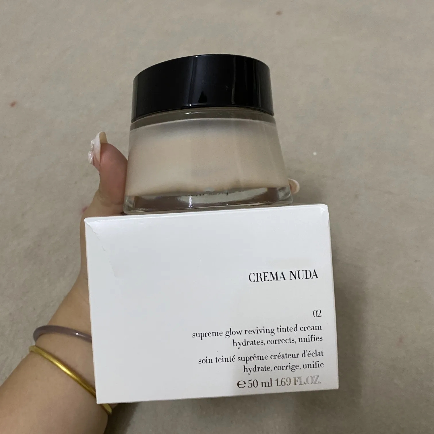 New Brand Foundation Crema Nuda Superme Glow Reviving Tinted Cream Hydrates Corrects Unifies 50Ml