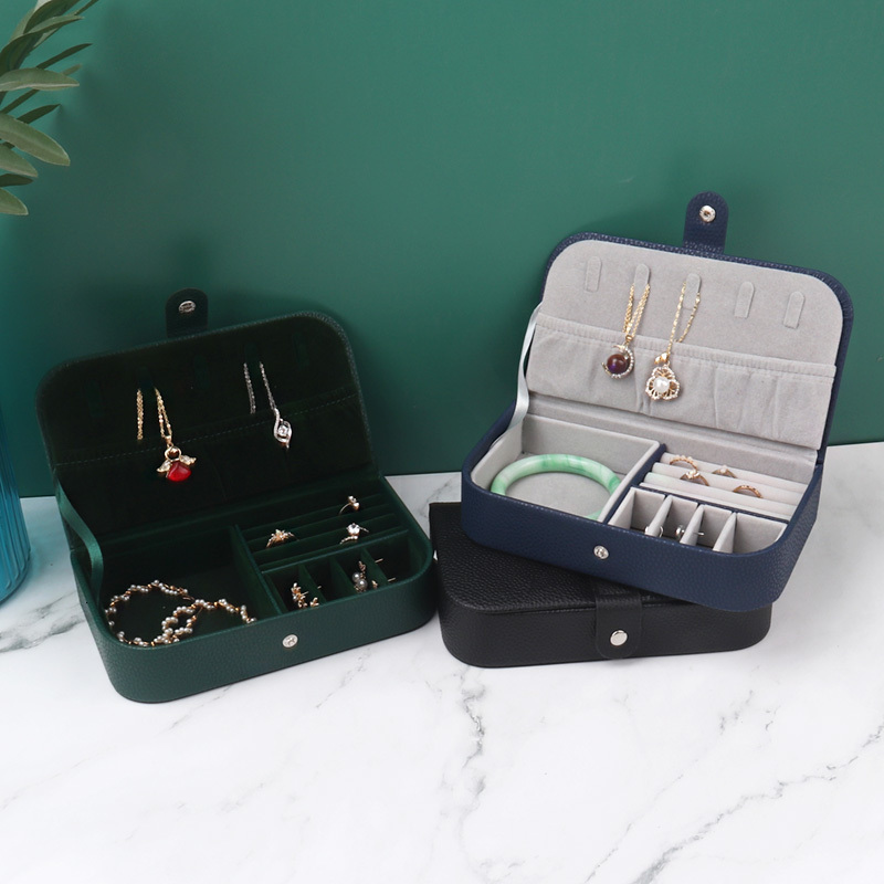 Jewelry Boxes Portable Box Organizer Display Travel Case Button Leather Storage Chenille Jewelers Joyero 230808