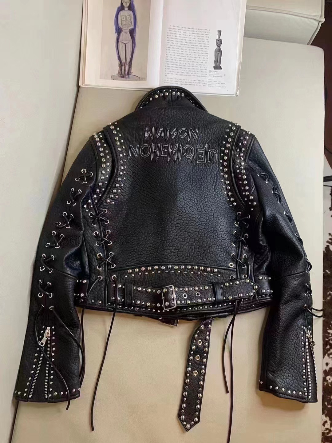 Womens Jackets Fasion Leather Rivets LongSleeved Motorcycle Outdoor Streetwear Women Autumn Winter Vintage HighQuality Biker Jacket 230808
