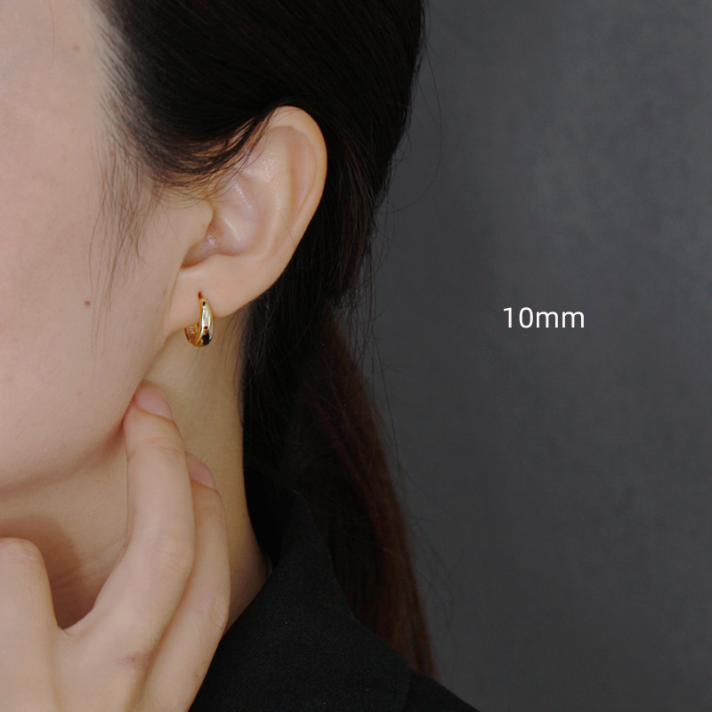 Hoop Huggie 925 Sterling Silver Earring Classic Golden Wide Noodles Round Ear Ring Multi Size Wild Personality Trend Female Girl Jewelry 230807