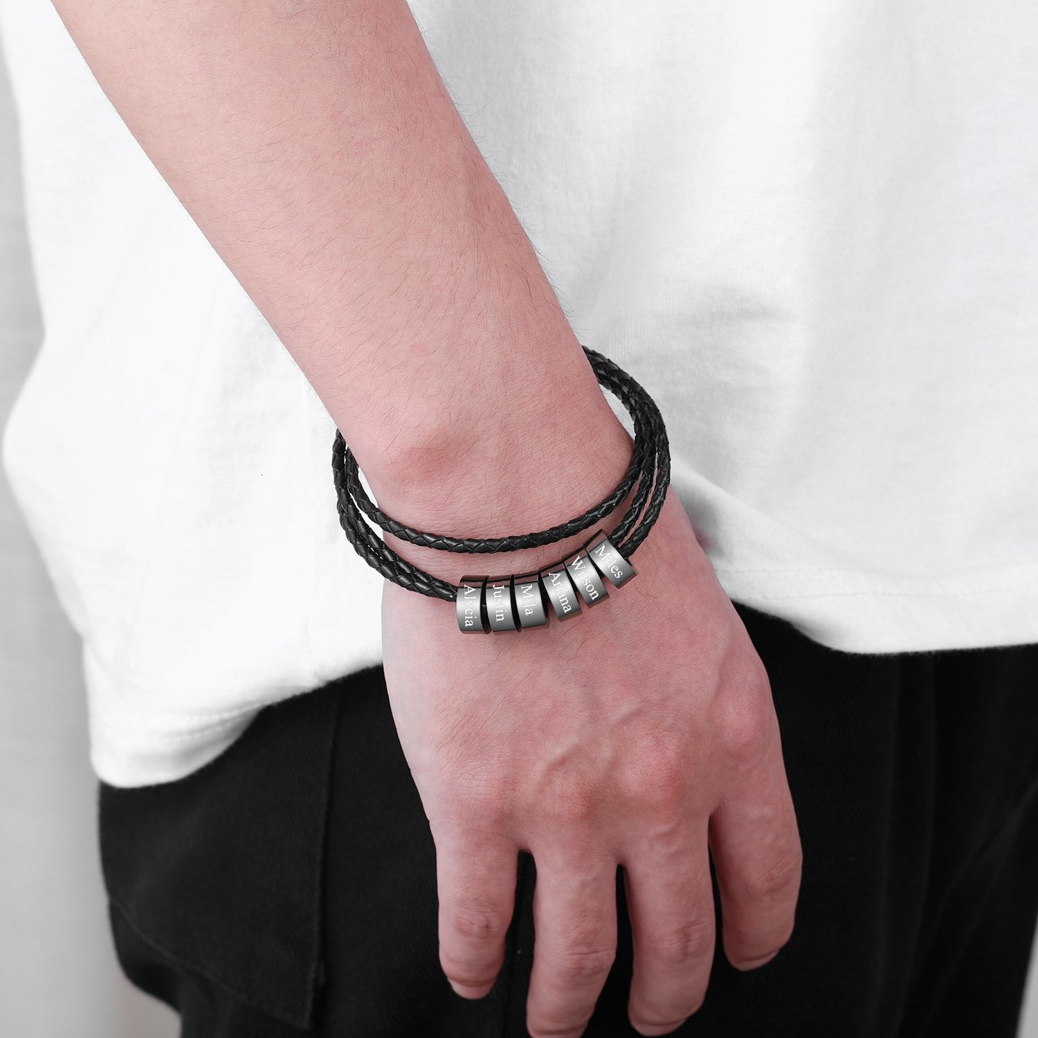 Charm Bracelets Father'sDay Gift Leather Cord Bracelet Personalized Family Name Pendant Stainless Steel Beads Custom Engraved Name Gift for Men 2