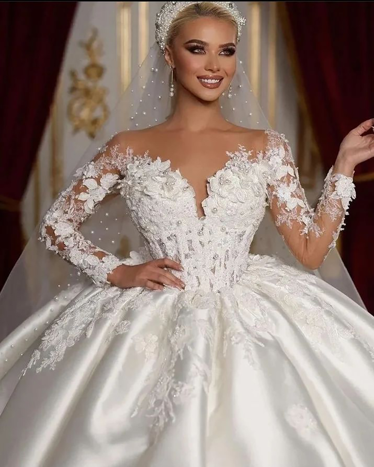 Satin Ball Gown Wedding Dress Lace Appliques Sheer Neck Bridal Gowns Long Sleeve Sweep Train Bride Dress vestido de casamento