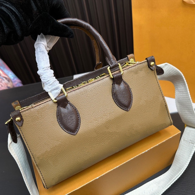 Fashion Tote Bag Versatile Women's Bag Classic Style Color Design Horizontal Letter Logo Woven Shoulder Strap Shopping Handbag with Series Code