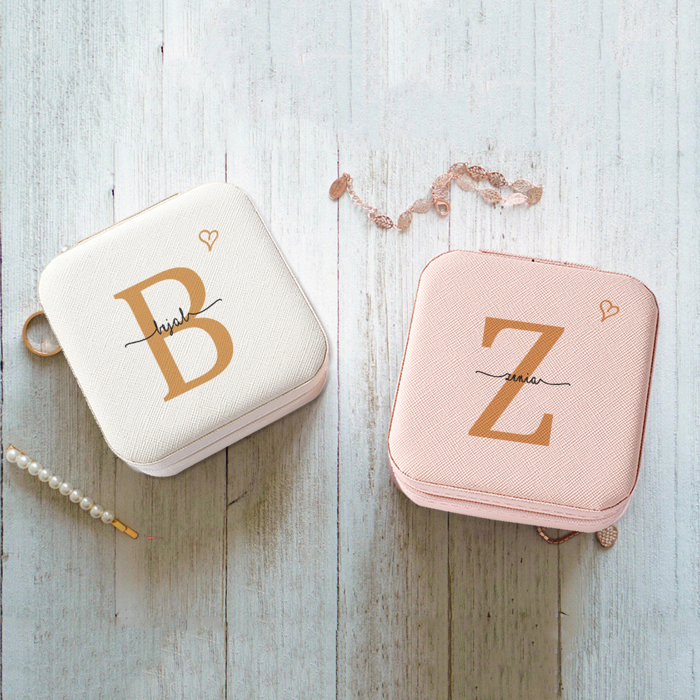 Jewelry Boxes Personalized Travel Case Custom Name Box Bridesmaid Proposal Customized Jewellery Christmas Holiday Gift 230808