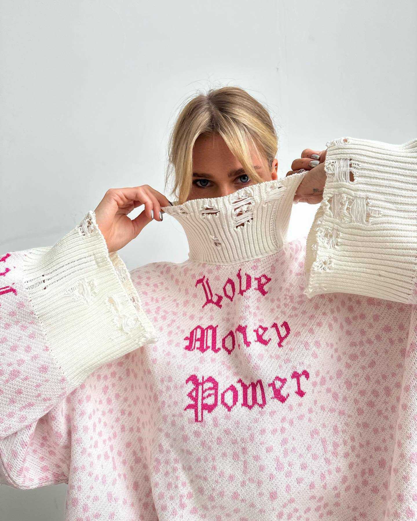 Wind Autumn Winter Hollow out Sweaters Cotton Small Female Style Casual Loose Round Neck Printed Woolen Fabric Top Female