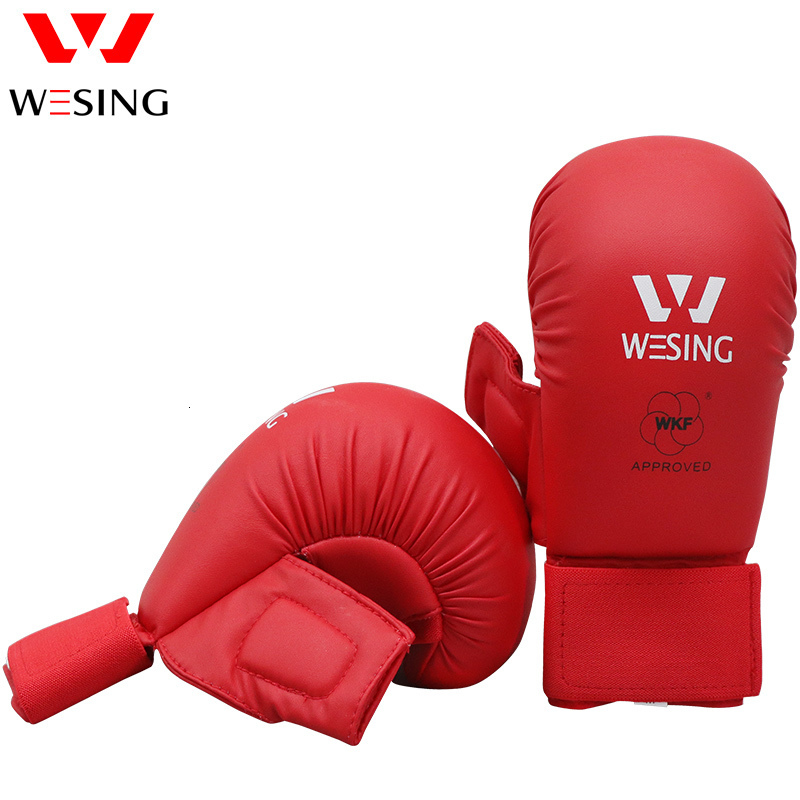 Protective Gear Wesing WKF karate gloves karate mitts for competition blue and red 230808
