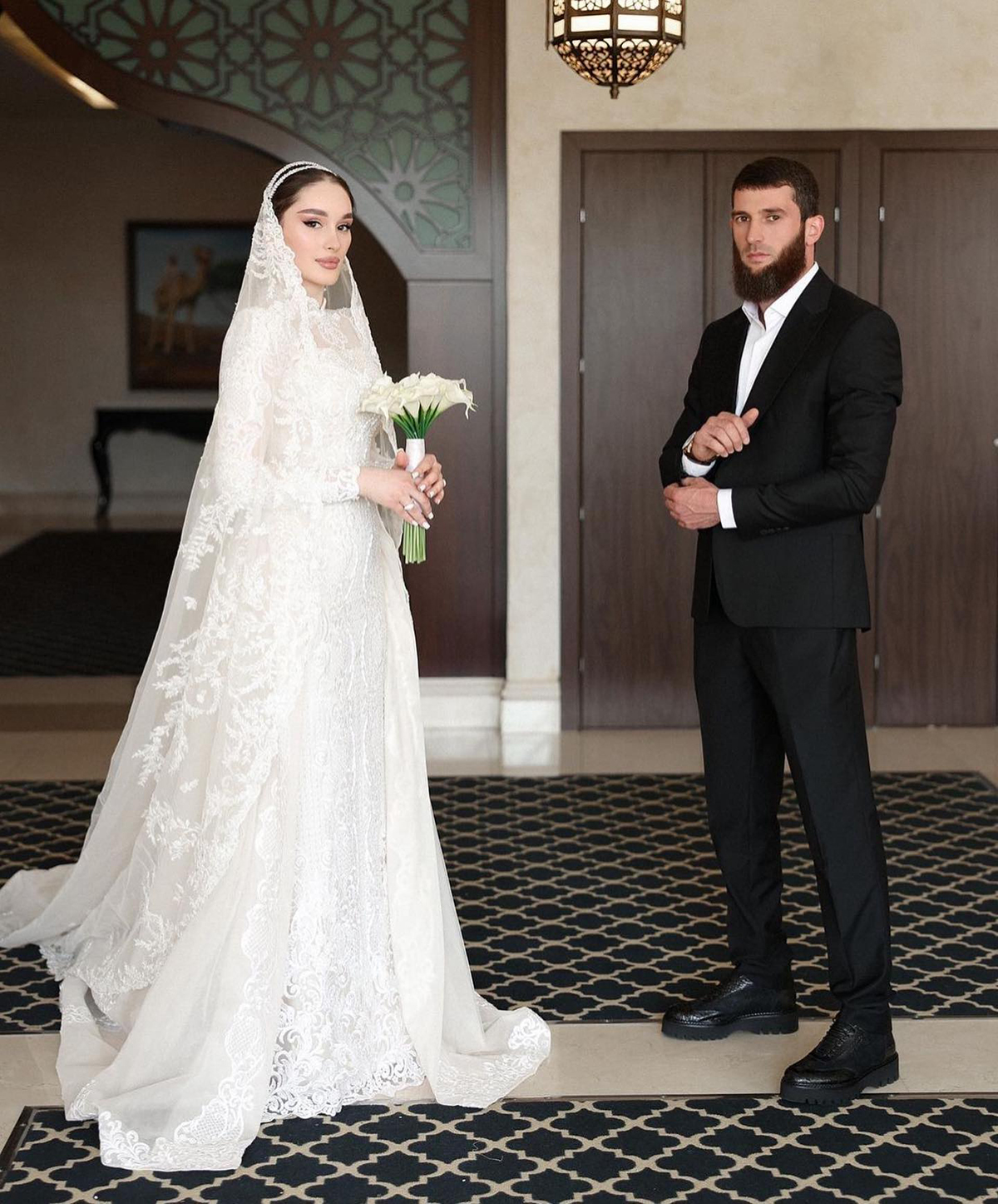 Elegant Mermaid Wedding Dress Lace Appliques High Neck Bridal Gowns Long Sleeve Sweep Train Bride Dresses vestido de casamento