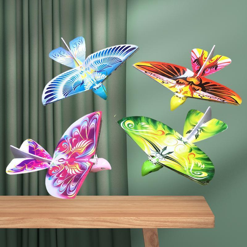 Electric RC Animals Experience the Thrill of Flight with Our Remote Controlled Flying Simulated Flapping Wings for Realistic Fun 230808