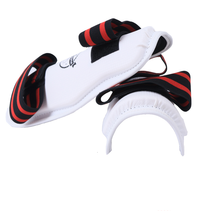 Protective Gear Arm/ Shin/ Crotch Guard For Taekwondo Karate Kickboxing Free Combat MMA Sanda Muay Thai Training Protector Accessories Set 230808