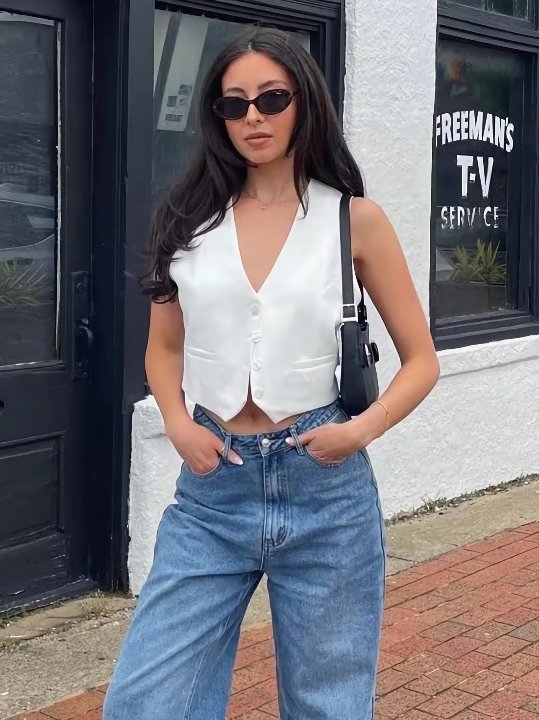 Women's Vests HDIMM TRAF Fashion Women's Vest Summer Sleeveless Tank Tops Female Vintage V-Neck Single-breasted Vests In 230808
