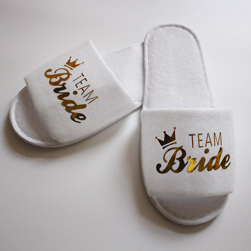 Slippers 1 Pairs Team Brideteam Groom Disposable Soft Slippers Wedding Decoration Bridal Show Bridesmaid Bachelorette Party Decoration-S 230809