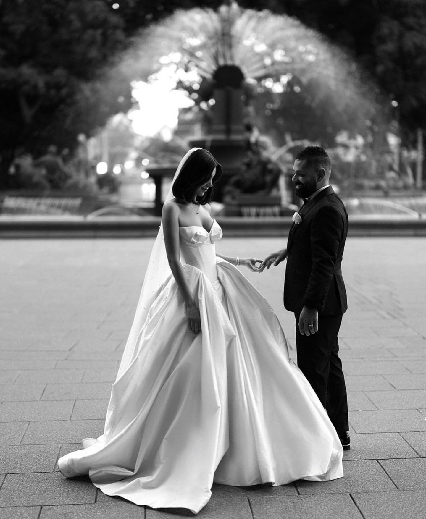 Boho A Line Dresses For Bride Sweetheart Ruffle Pleats Wedding Dress Backless Long Designer Bridal Gowns Sweep Train 0515