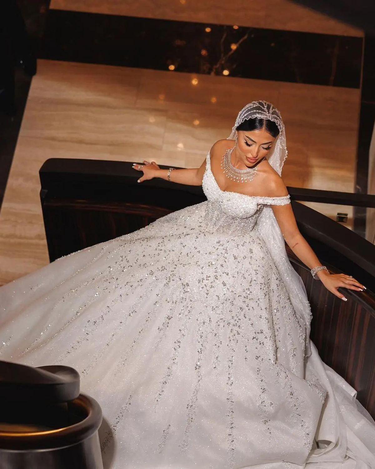 Fashion A line Wedding Dresses Off The Shoulder Dresses Sweep Floor Sequined vestidos de novia Custom Made