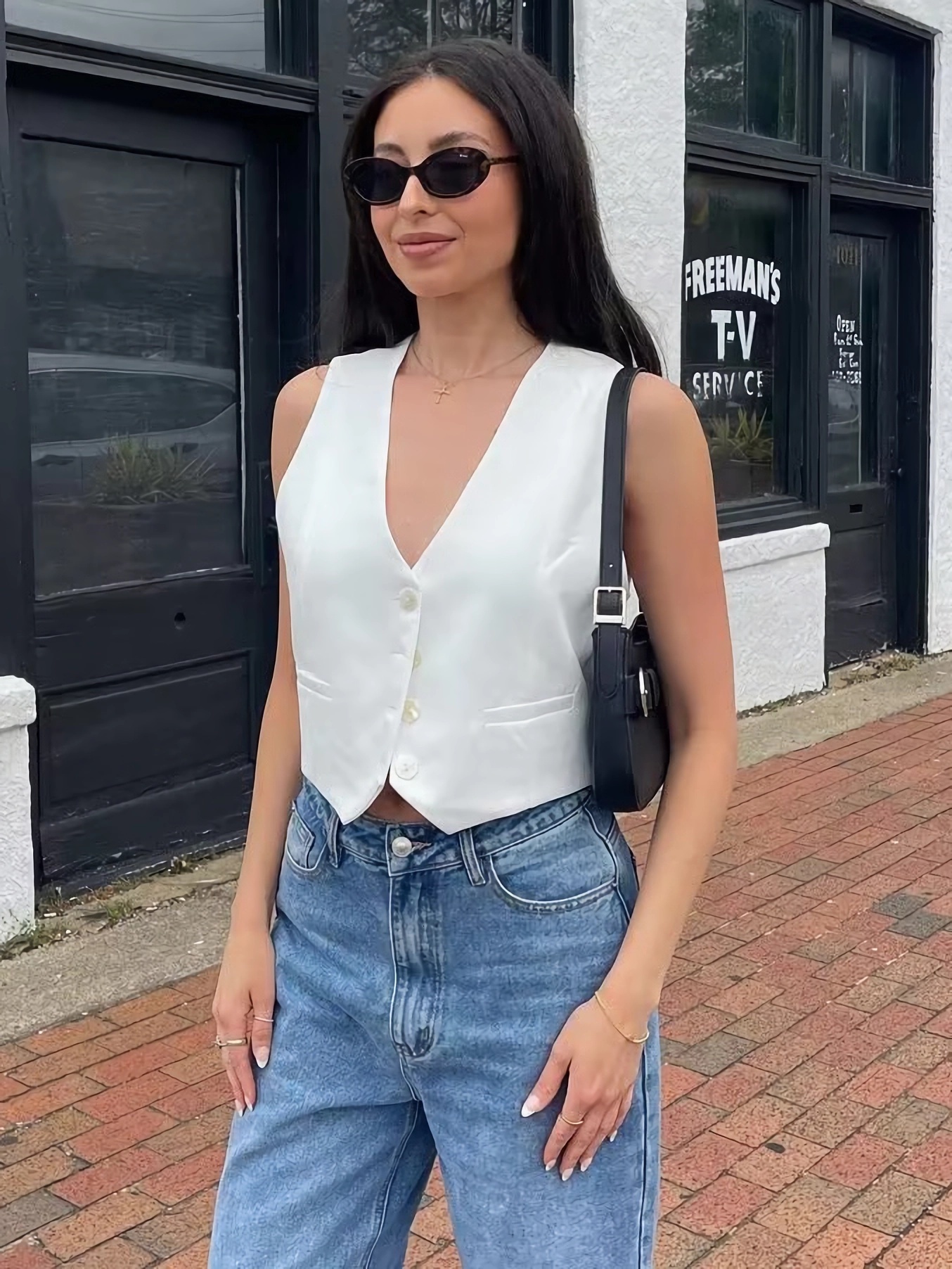 Women's Vests HDIMM TRAF Fashion Women's Vest Summer Sleeveless Tank Tops Female Vintage V-Neck Single-breasted Vests In 230808