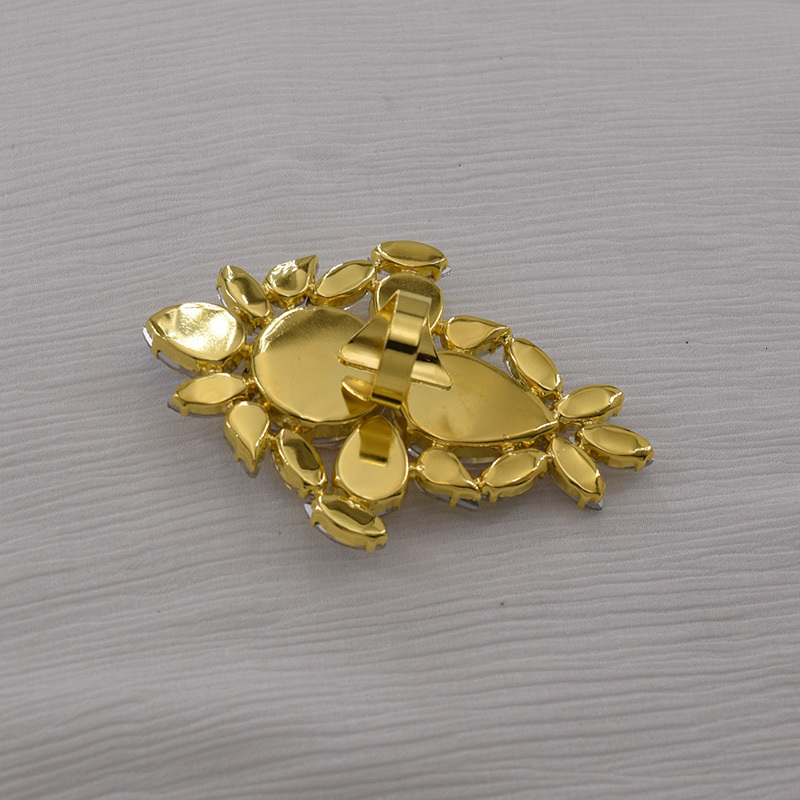 Solitaire Ring CUIER 6*9cm Exaggerated Huge Rings for Women Crystal AB Glass Gemstones Big Size Jewelry for Wedding 230810