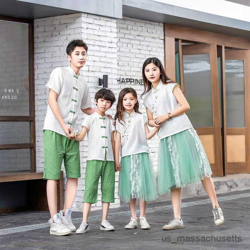 Family Matching Outfits Summer Family Outfits Mum Daughter Dresses Dad Son Cotton Shirt Shorts Holiday Couple Lovers Matching Clothes Family Look R230