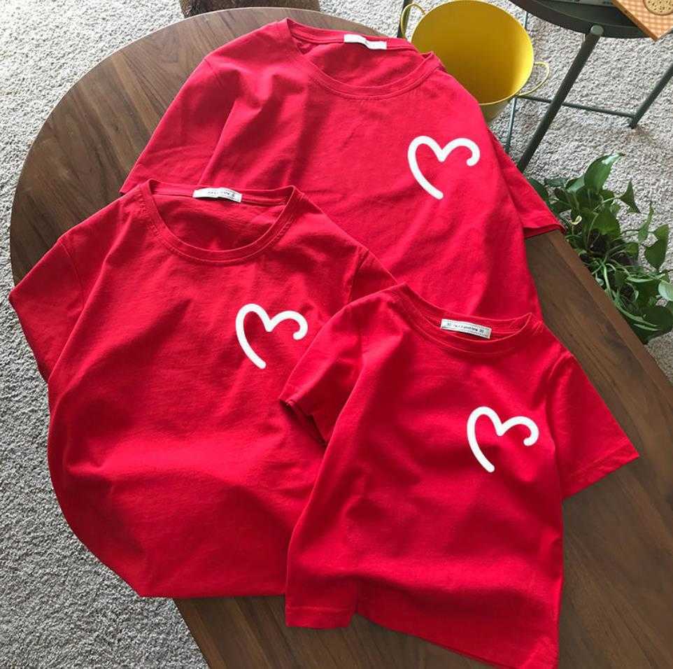 Family Matching Outfits Cool Summer Family Matching Clothes Look Mother Daughter Mommy and Me Father and Son Tee Shirts Family Outfits R230810