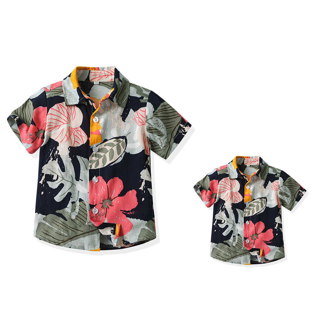 Family Matching Outfits Summer Kids Clothes Boys Short Sleeve Shirt Hawaiian Father and Son Floral Cotton Casual Cardigan Matching Family Outfits R230