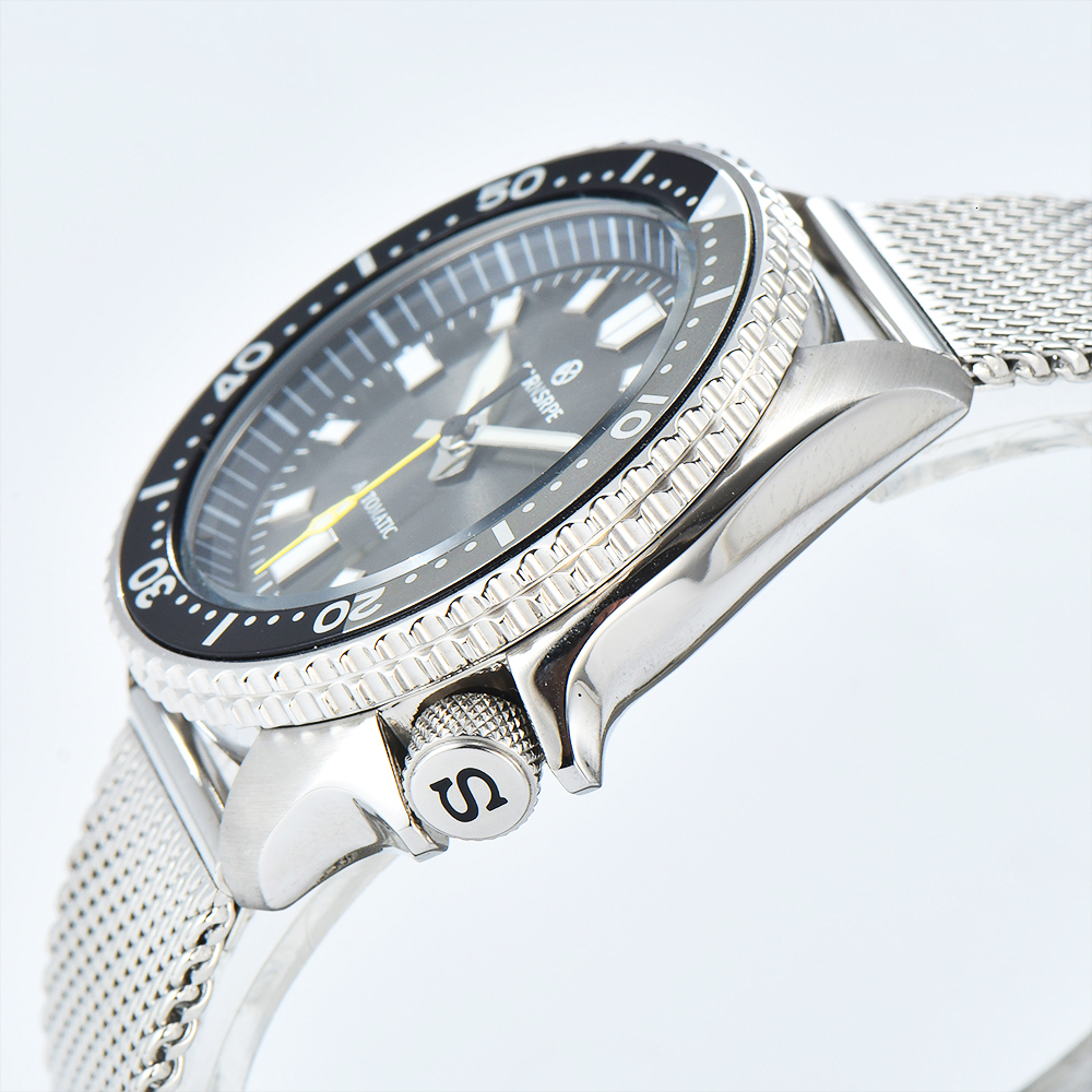 Wristwatches PARNSRPE SK007Series Men's Watch NH35AMovement Super Bright Large Luminous Dial Calendar Window Diver Automatic Mechanical 230809